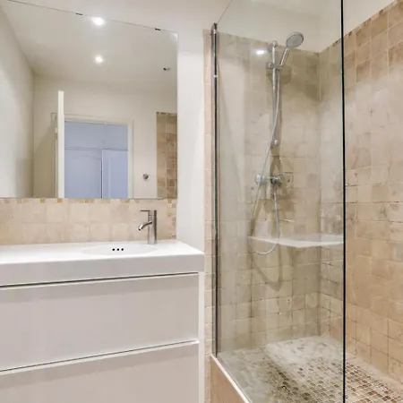 Spacieux 2 Et Balcon - 4 Personnes Apartmán Paříž